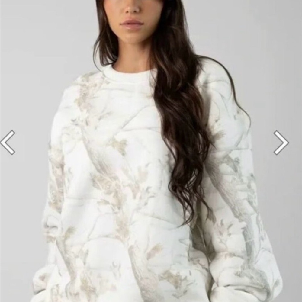 Women's Cream Patterned Crew Neck Sweater